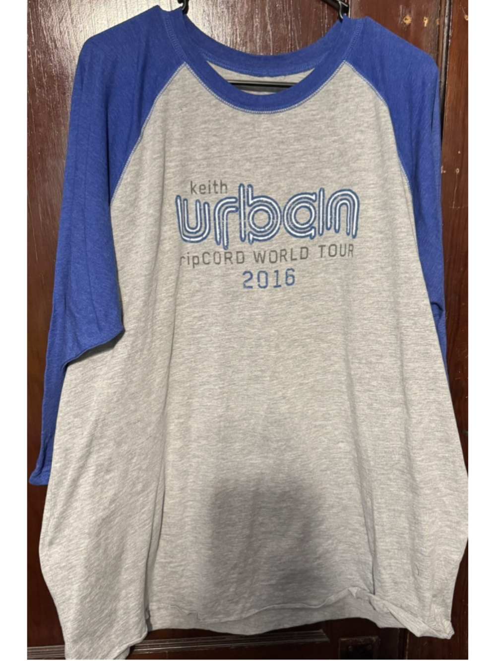 Keith Urban 2016 Concert t-shirt Gray Men's size XXL (?)